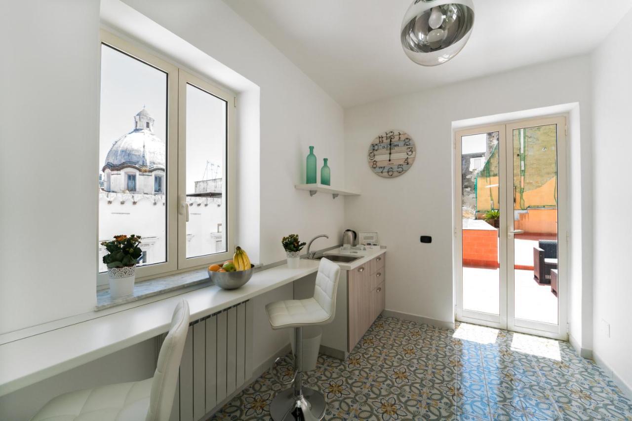 Suite & Luxury Rooms Palazzo Diomede Carafa Napoli Bagian luar foto