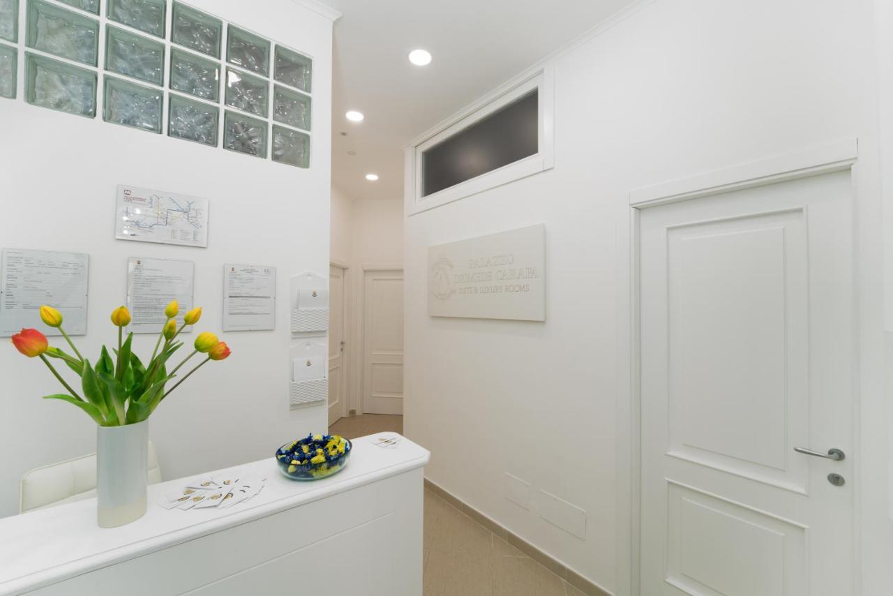 Suite & Luxury Rooms Palazzo Diomede Carafa Napoli Bagian luar foto